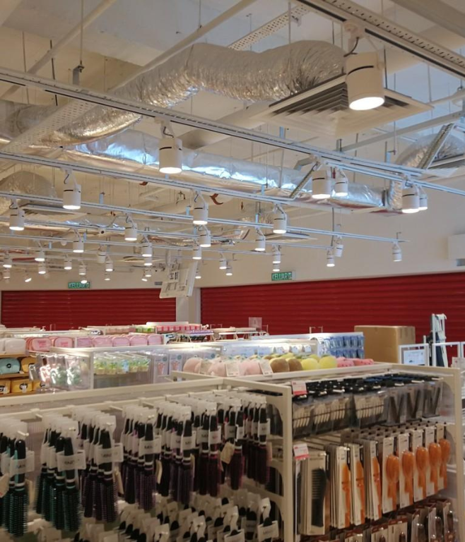 Miniso Interior View 4