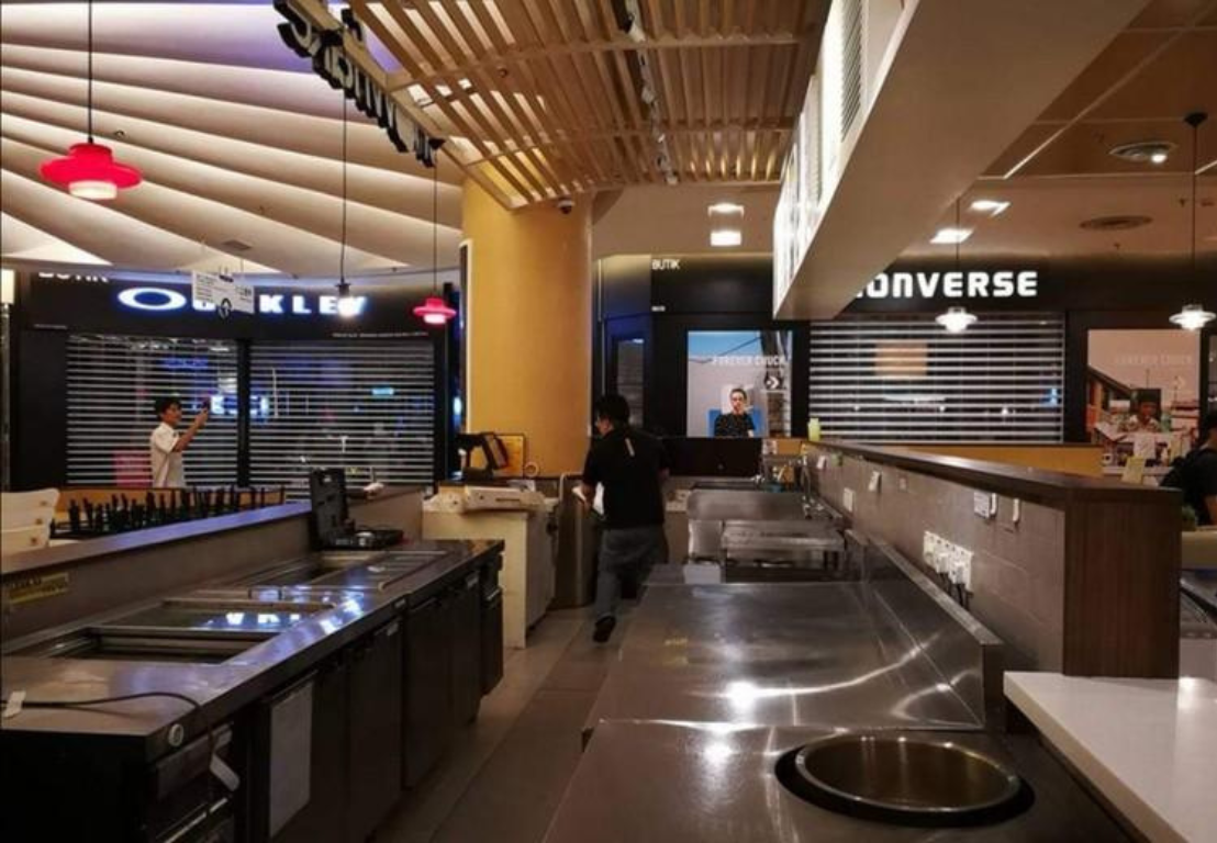 Snowflake Cafe Interior 2